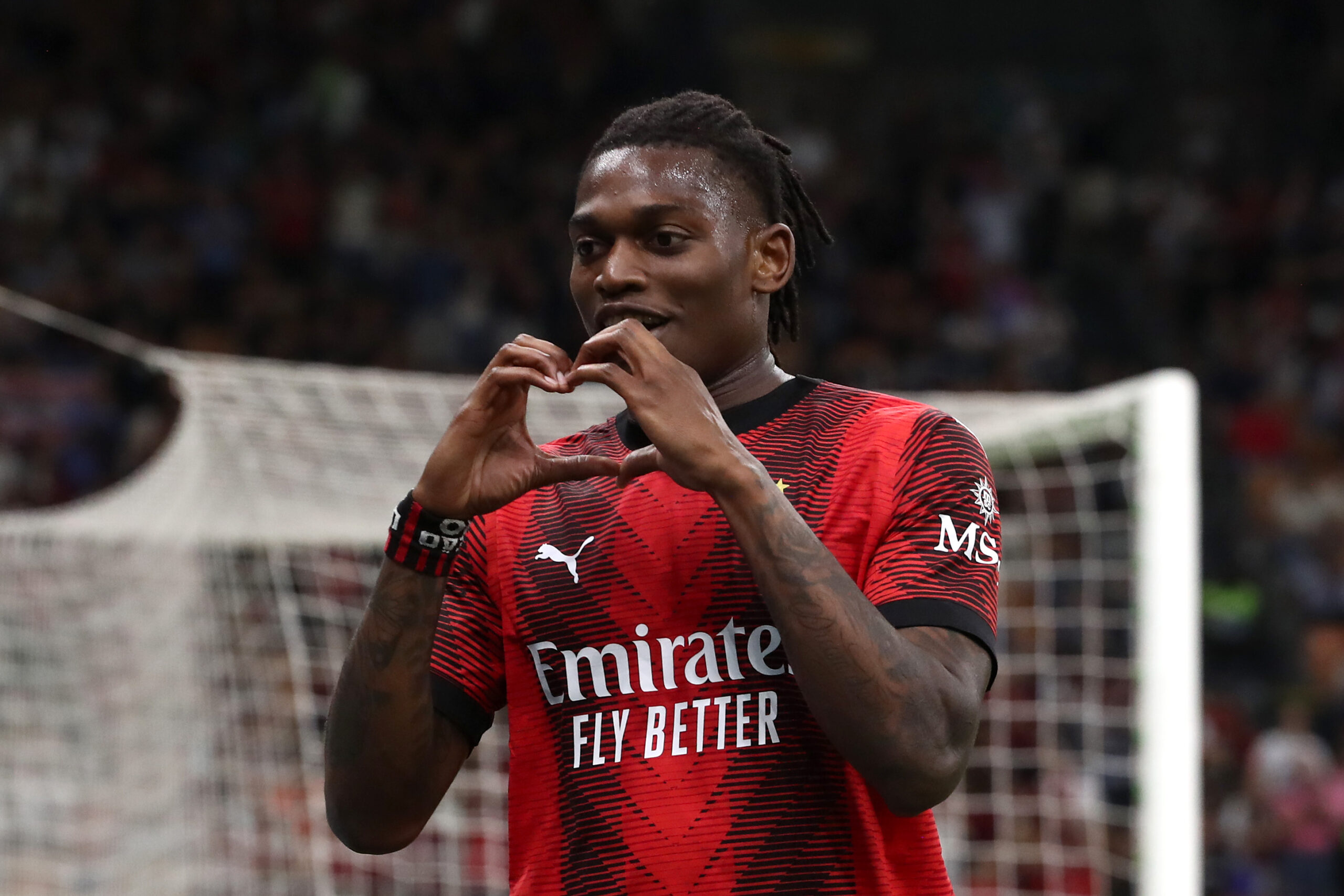 Rafael Leao a spus ”DA” pentru transferul la Barcelona! AC Milan i a informat deja pe catalani