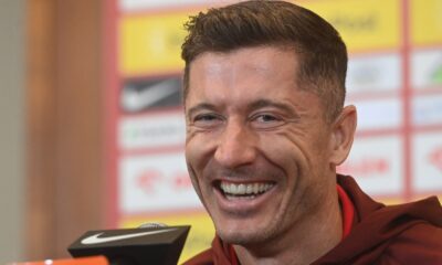 Robert Lewandowski a cerut 10.000