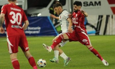Antrenorul teroare din Superliga. Golgheterul l a sunat pe patron: ”Mi e frică