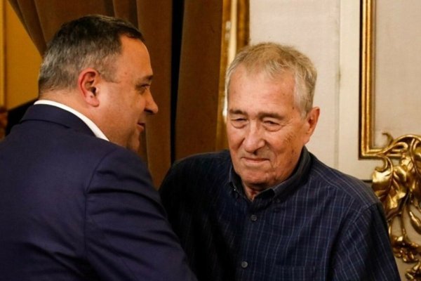 Apropiatul lui Mircea Lucescu îl arată cu degetul pe Valentin Ceaușescu: ”L a dat afară”