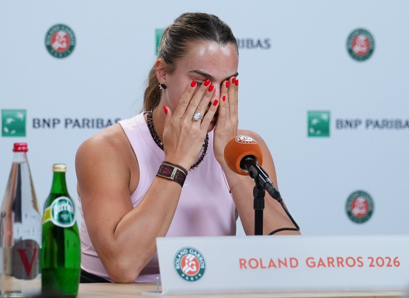 Aryna Sabalenka s a ținut de cuvânt și i a lăsat pe toți "mască" la Roland Garros: "Ca lider mondial, trebuie să dau exemplu"