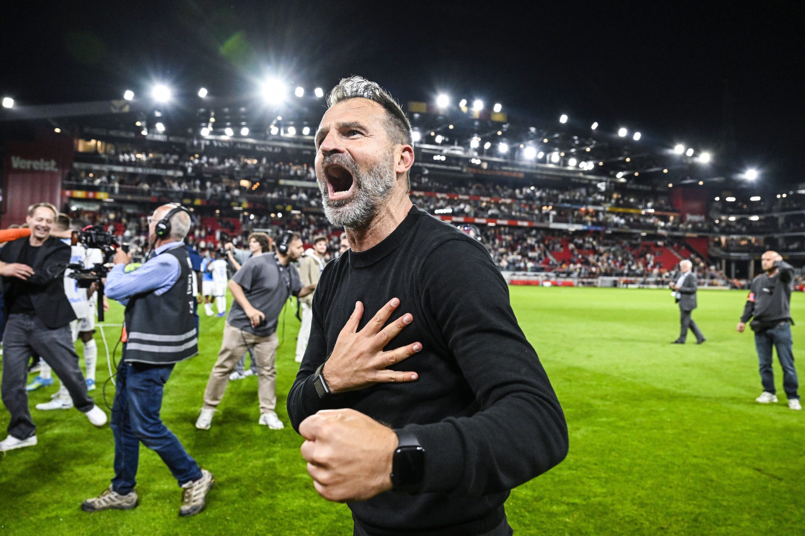 Gata! Și au ”spulberat” contracandidata cu 5 0 în penultima etapă, au luat titlul și vor juca în Champions League