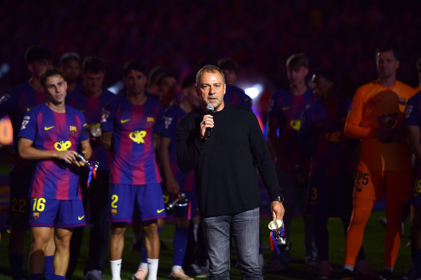 Hansi Flick și a anunțat decizia, imediat după Barcelona Real Madrid 2