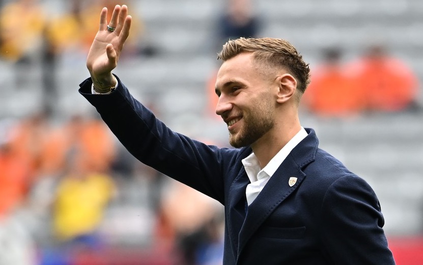 Impresarul lui Denis Drăguș a rupt tăcerea! Unde va juca fotbalistul dorit de FCSB