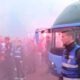 Nebunie la Craiova! Mii de oameni au așteptat autocarul oltenilor cu torțe și fumigene