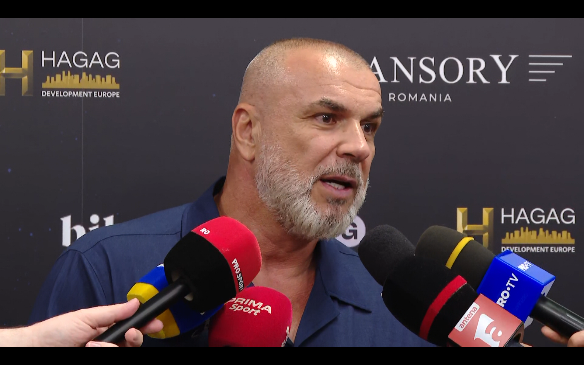 Olăroiu, întrebat direct dacă va mai antrena în România