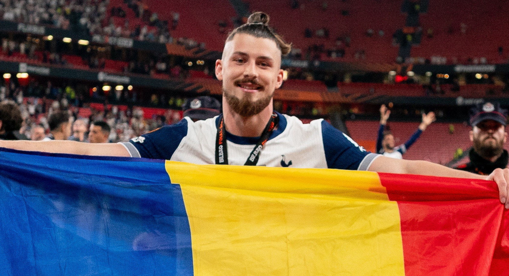 S a aflat! Răzvan Raț l a convins pe Radu Drăgușin să semneze: ”Ai vizibilitate”