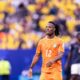 A fost titular în primul meci de la Mondial, dar nu a mai primit viza pentru al doilea!