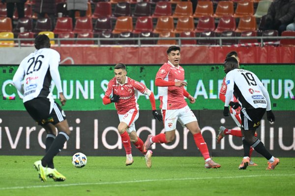 Alertă! Nicolescu a anunțat că Dinamo i ar putea pierde pe Cîrjan și pe Musi: ”Discuții deschise”