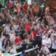 Au bătut orice record! Imagini surprinse în barul în care s au băut