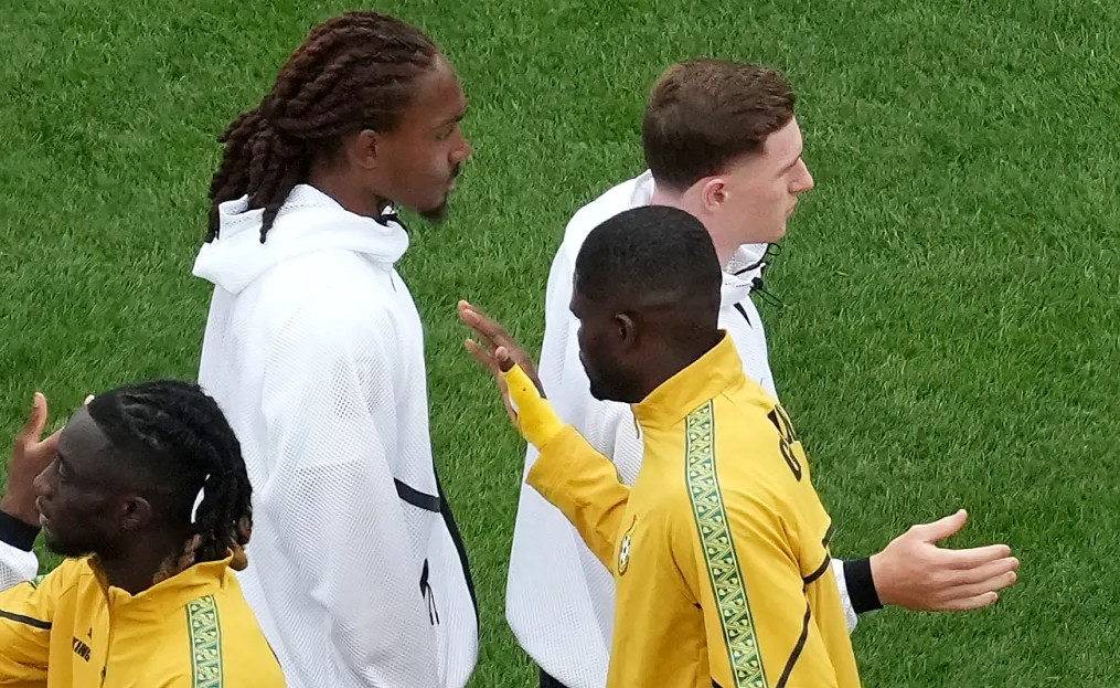 Controversă la Cupa Mondială! Un titular al Angliei a refuzat să dea mâna cu fotbalistul acuzat de viol