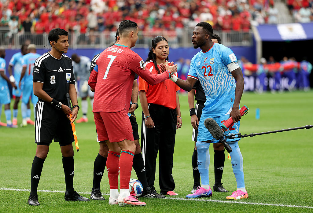 Cristiano Ronaldo a purtat un tricou special la Portugalia RD Congo! Lionel Messi a mai făcut o înaintea sa