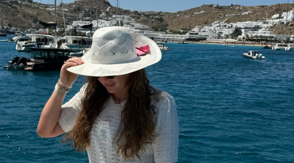 Criticată deseori pentru aparițiile de pe teren, Jelena Ostapenko a lăsat pe toată lumea ”mască” de ziua ei: ”Nu poate fi ea”