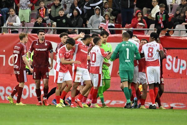 Încă un jucător pleacă de la Rapid: ”A primit o ofertă mult mai bună!”