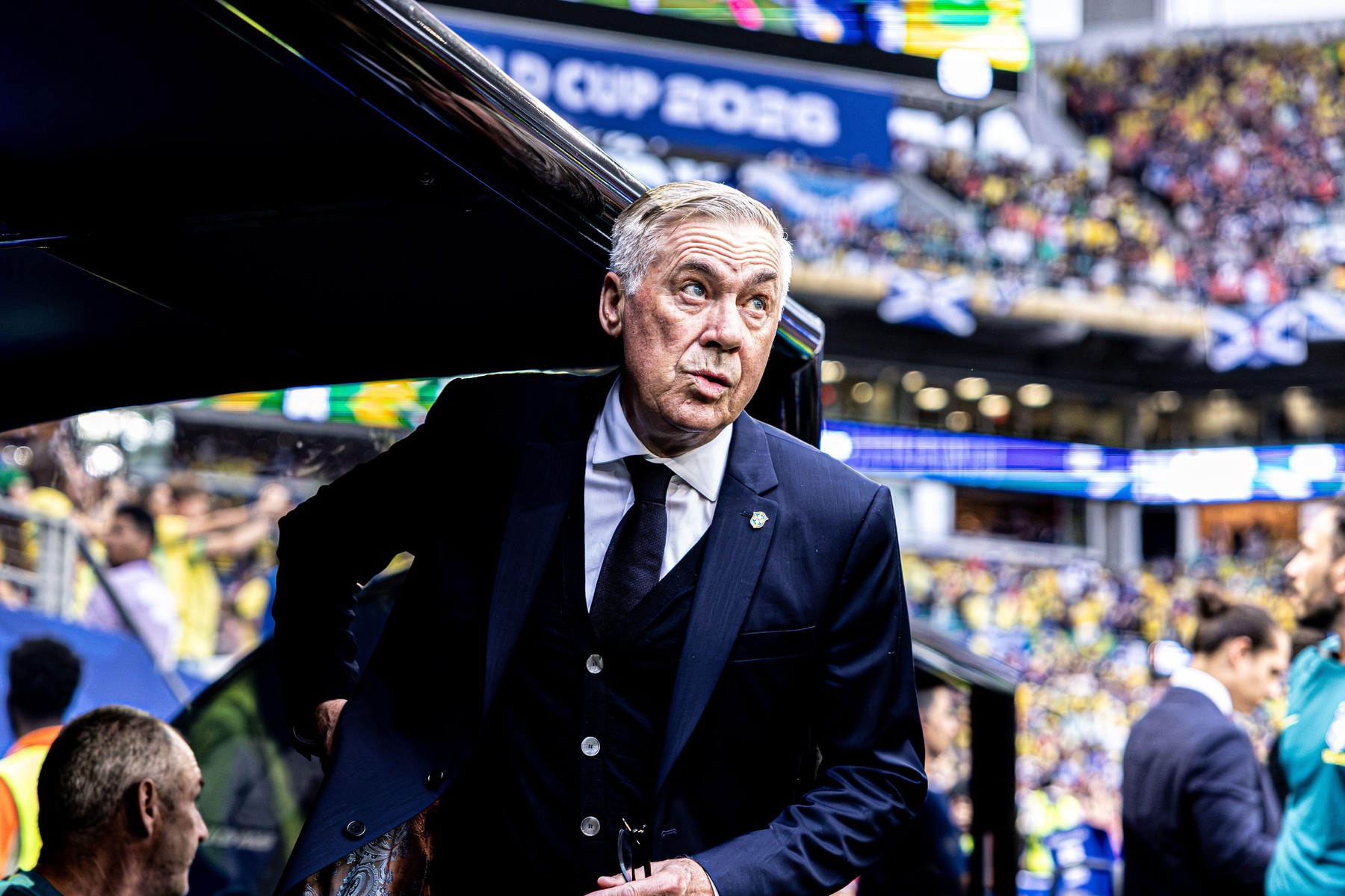 Momentul serii! Fanii au început să huiduie și Ancelotti a fost întrebat: ”Ești sigur?”