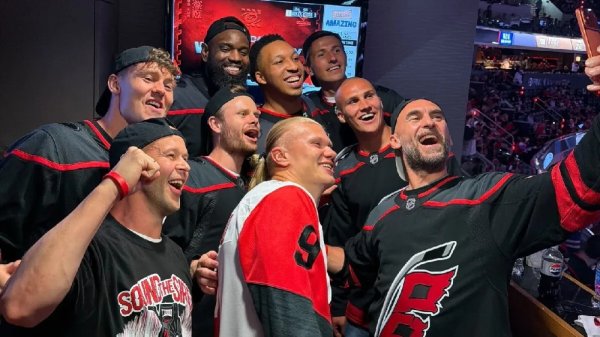 Norvegienii nu uită de hochei! Haaland s a bucurat ca un copil la finala NHL