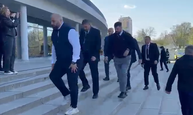 Cel mai bogat om din Ucraina a ”săltat” un român din centrul Bucureștiului: ”M a băgat într o dubă și mi a zis să semnez”