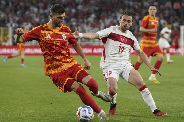 Dinamo a bătut palma cu fundașul care a eliminat o pe FCSB din Liga Campionilor!