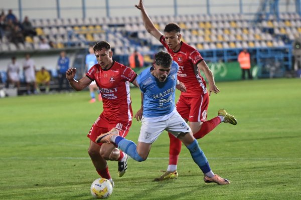 Încă un fundaș lateral la FCSB! Mihai Stoica a dezvăluit numele noului transfer al roș albaștrilor: ”O să fie backup