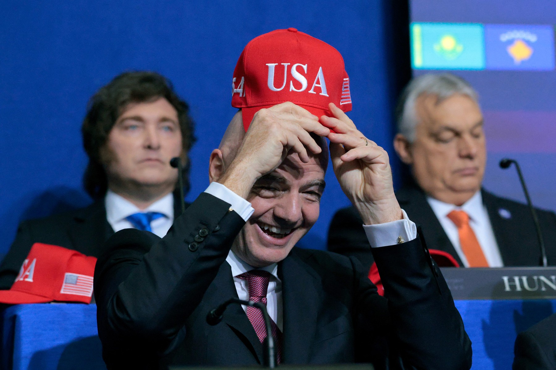 Infantino a rupt tăcerea, dar nu convinge pe nimeni