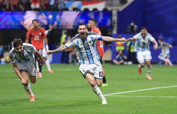 Lionel Messi continuă să scrie istorie! Record unic după golul marcat contra Egiptului
