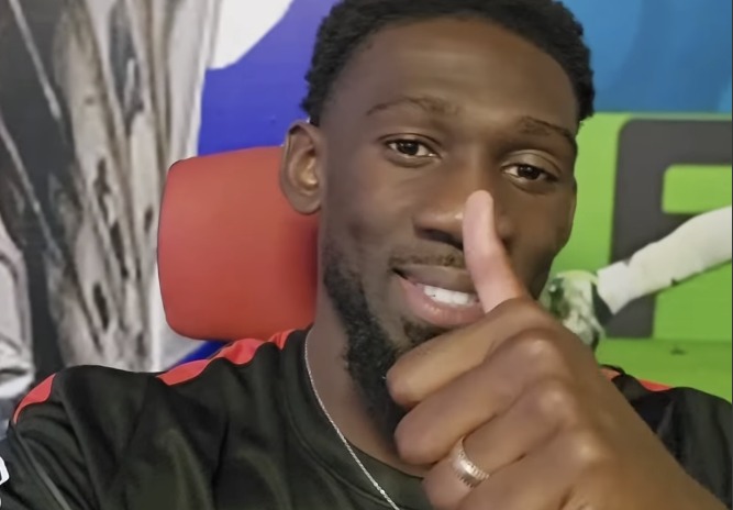 Prima reacție a lui Dylan Batubinsika după ce a semnat cu FCSB! Ce număr și a ales