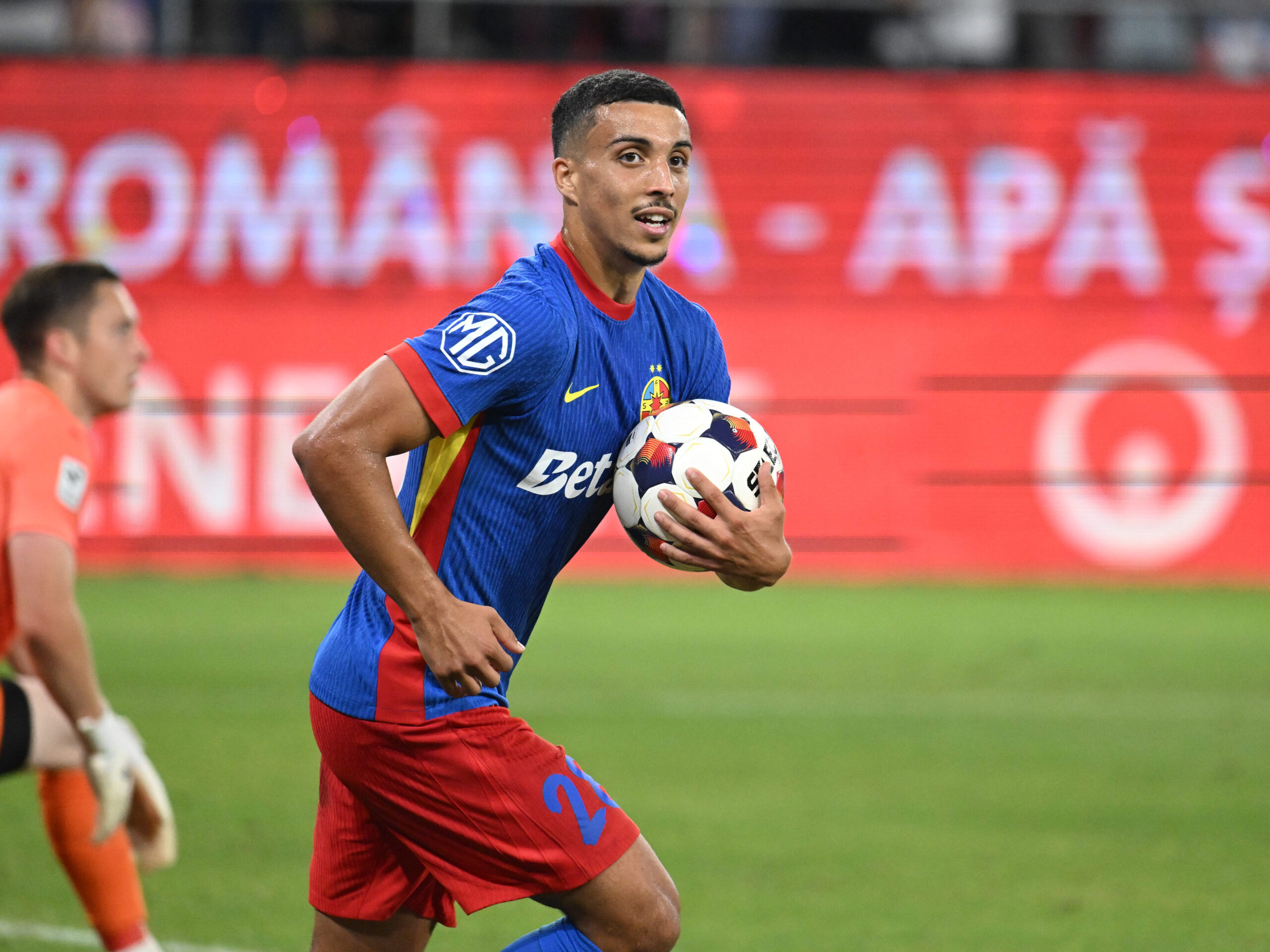 Reacția lui Aymen Boutoutaou, după ce a debutat cu gol pentru FCSB, în partida cu Auda