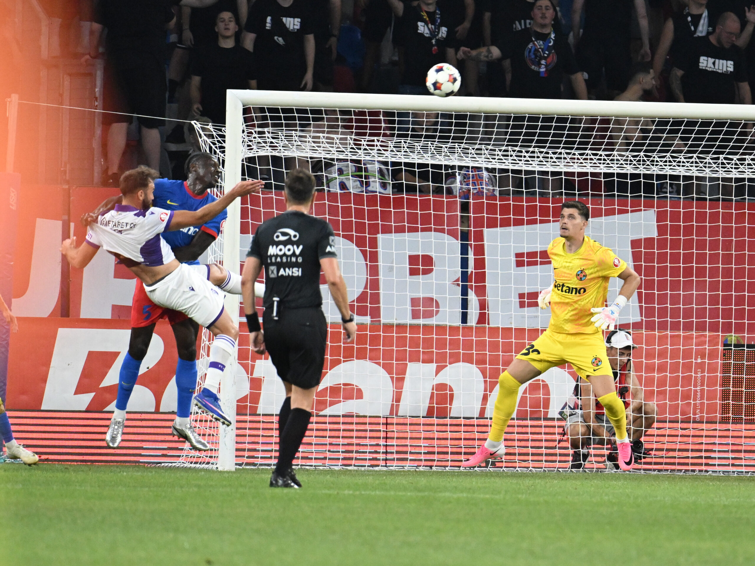 Schimbări peste schimbări: așa arată echipa FCSB ului cu Csikszereda! Decizia în cazul lui Ștefan Târnovanu