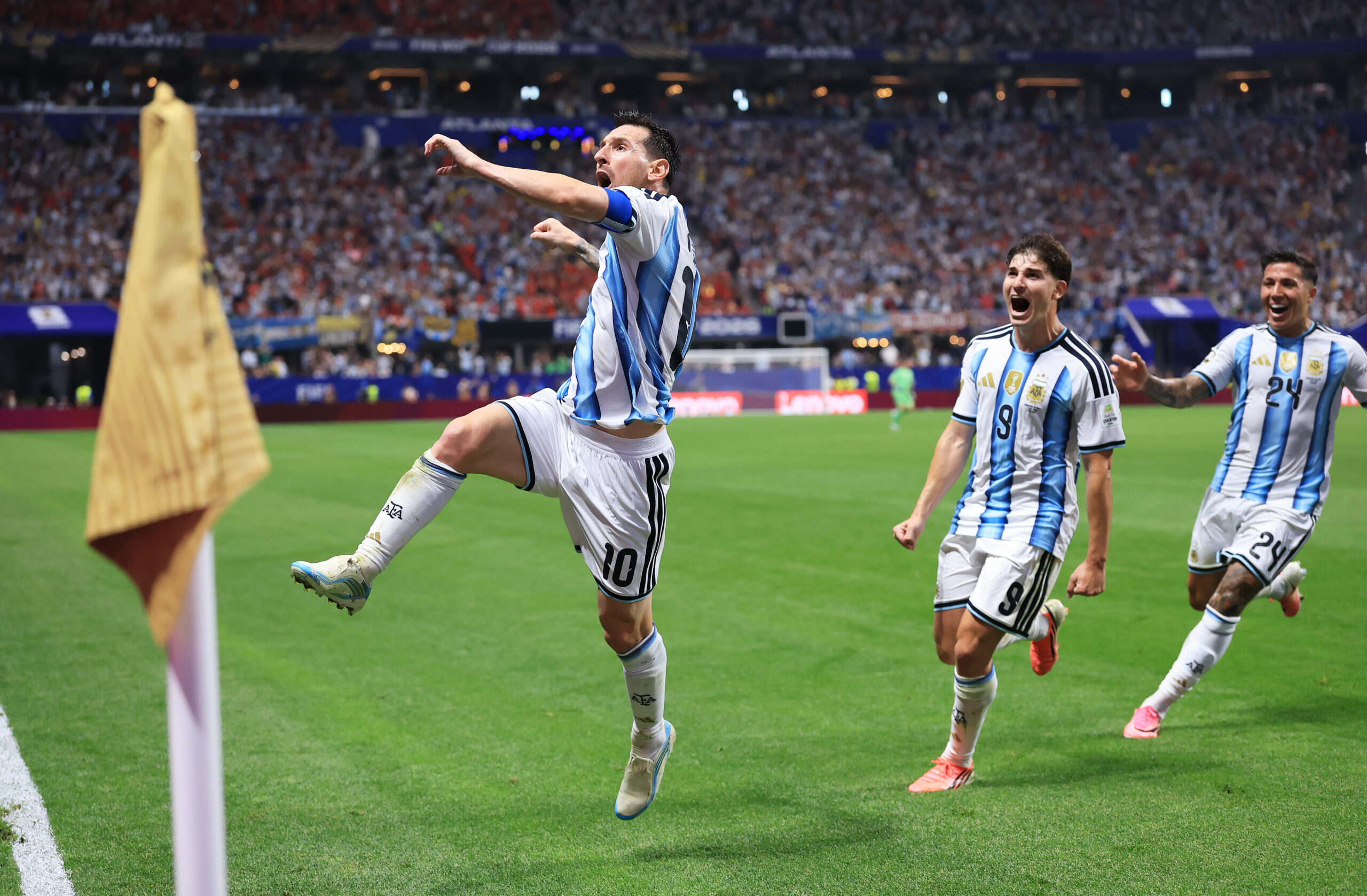 UNICĂ! Argentina a reușit ceva nemaivăzut în fotbal, după remontada cu Egipt