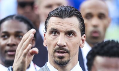 Zlatan Ibrahimovic l a făcut praf, după Norvegia Anglia 1 2: "Se plimbă pe teren! Au avut un jucător mai puțin"