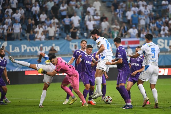 Cristi Balaj a dat verdictul în cea mai controversată fază din Universitatea Craiova FC Argeș