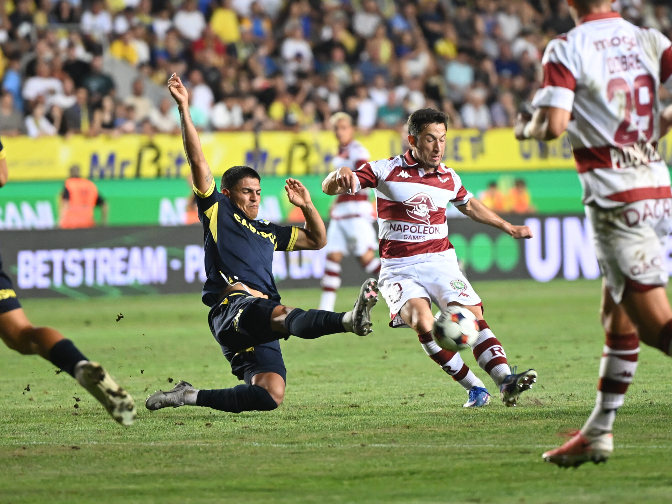 Daniel Pancu a dezvăluit de ce a început Olimpiu Moruțan ca rezervă meciul cu Petrolul