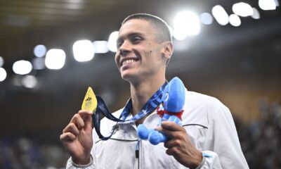 David Popovici i a lăsat ”mască” pe francezi cu doar câteva cuvinte, imediat după cursa istorică de la Paris