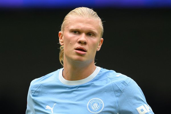 Erling Haaland și a schimbat look ul înainte de debutul în Premier League! Jude Bellingham a rămas ”mască”: ”Nu se poate”
