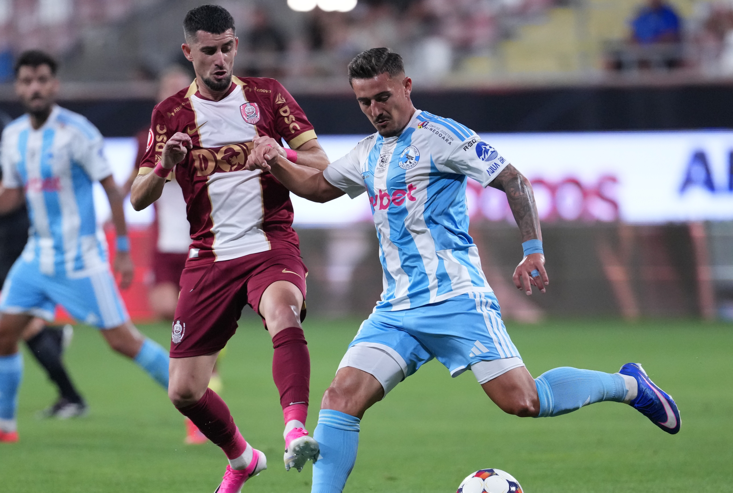 Întrebat despre transfer, Meriton Korenica a spus o direct