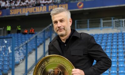 "Trei patru cluburi! Discuții concrete"