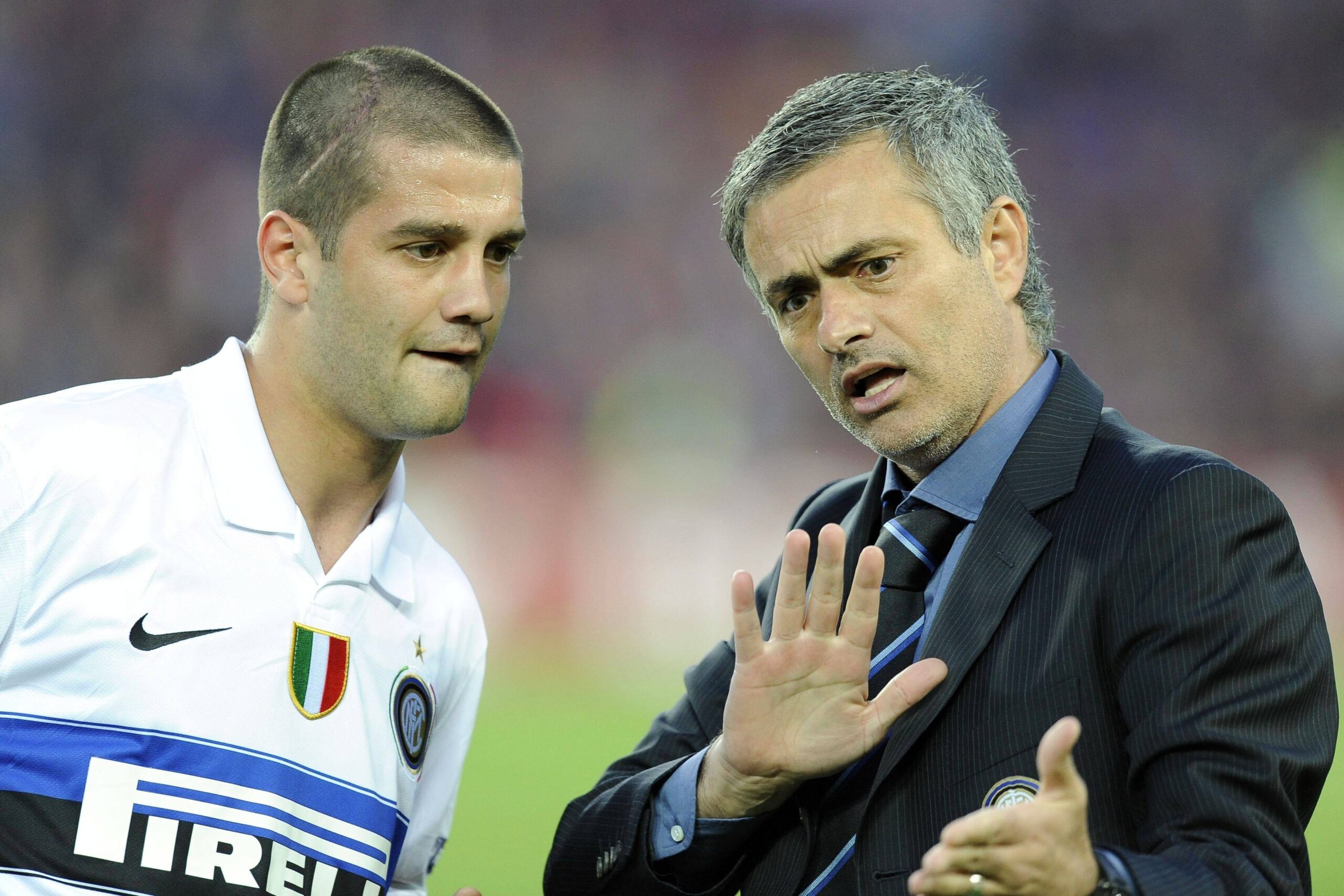 Cristi Chivu a mers să l viziteze pe Jose Mourinho, iar antrenorul lui Real s a convins de el