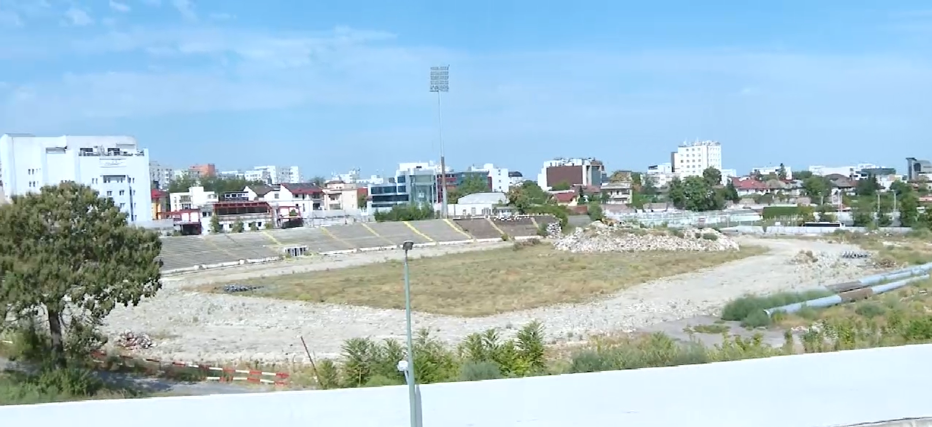 Doar o basculantă pe șantier! Cum arată stadionul lui Dinamo, blocat de birocrație