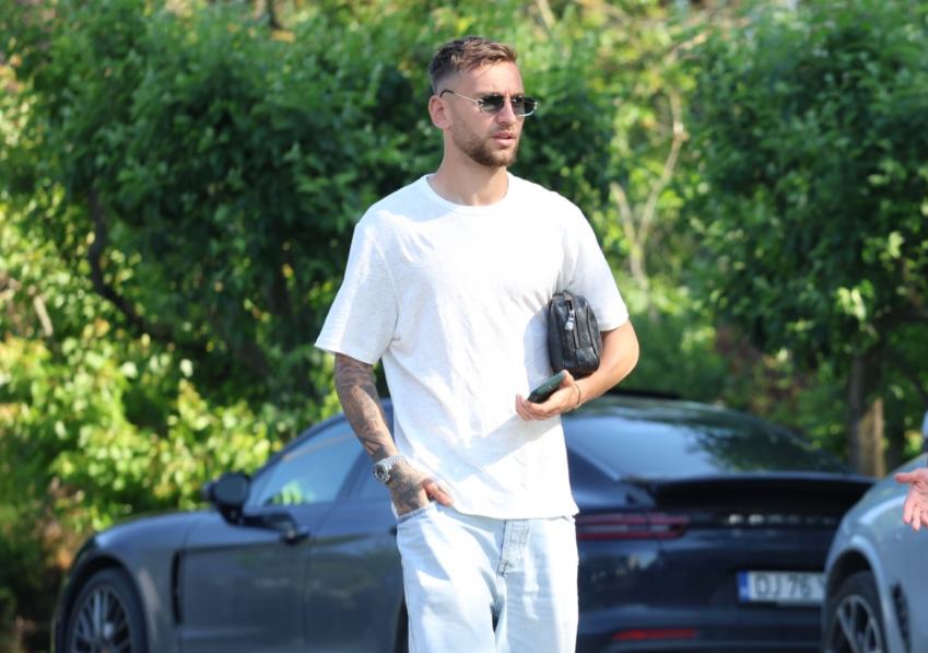 Dorit de FCSB și de Levski, Denis Drăguș a ales și e așteptat să semneze în ultima zi