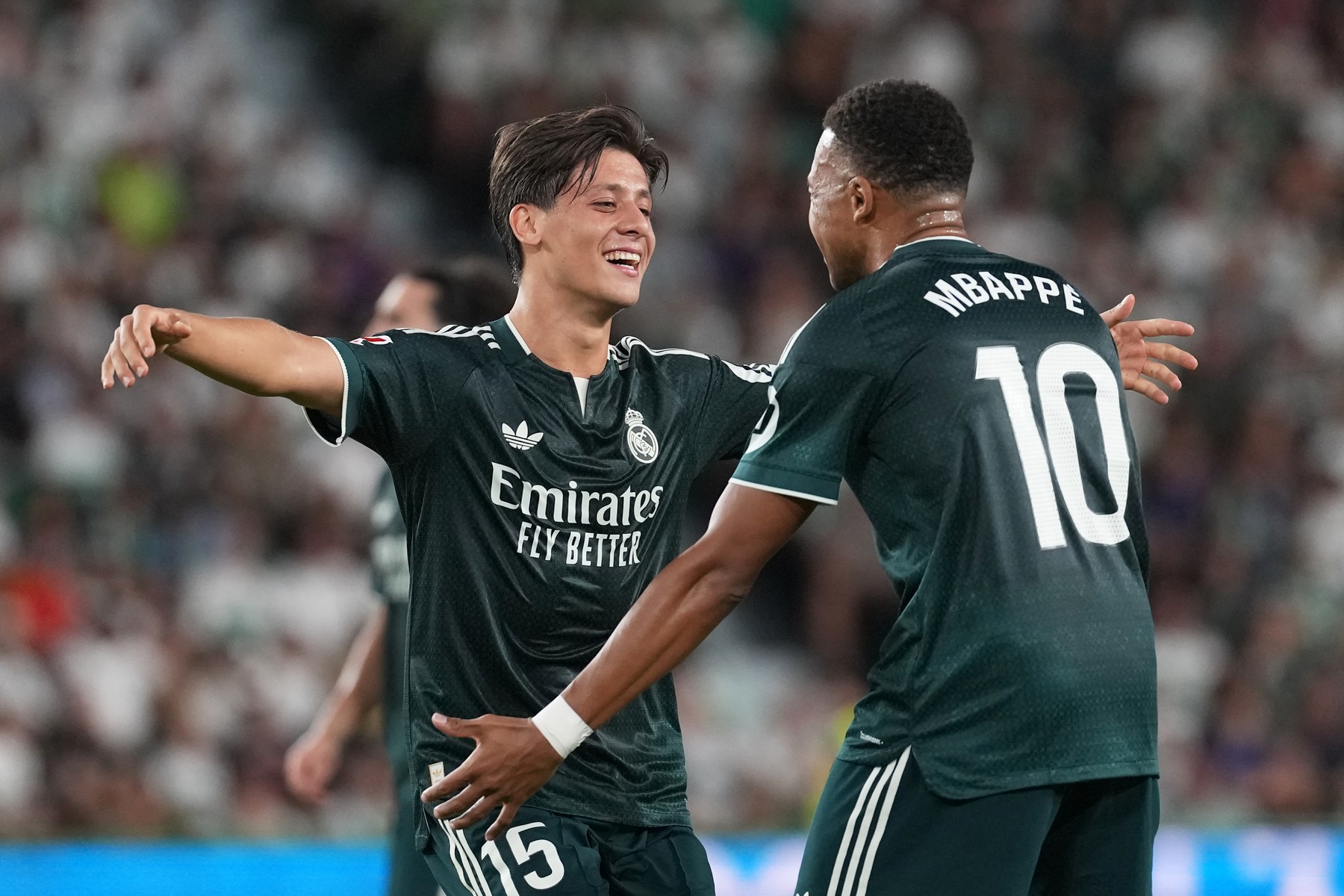 Elche Real Madrid 2 3. Victorie în prelungiri pentru ”Galactici”! / Rayo Vallecano Espanyol 2