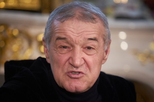 Fostul căpitan de la FCSB îi recomandă lui Stanciu să refuze oferta lui Gigi Becali: ”La U Cluj se poate simți cu adevărat fotbalist”