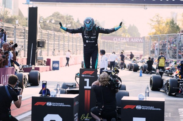 George Russell a câștigat în Baku după un Grand Prix pe care l a dominat autoritar