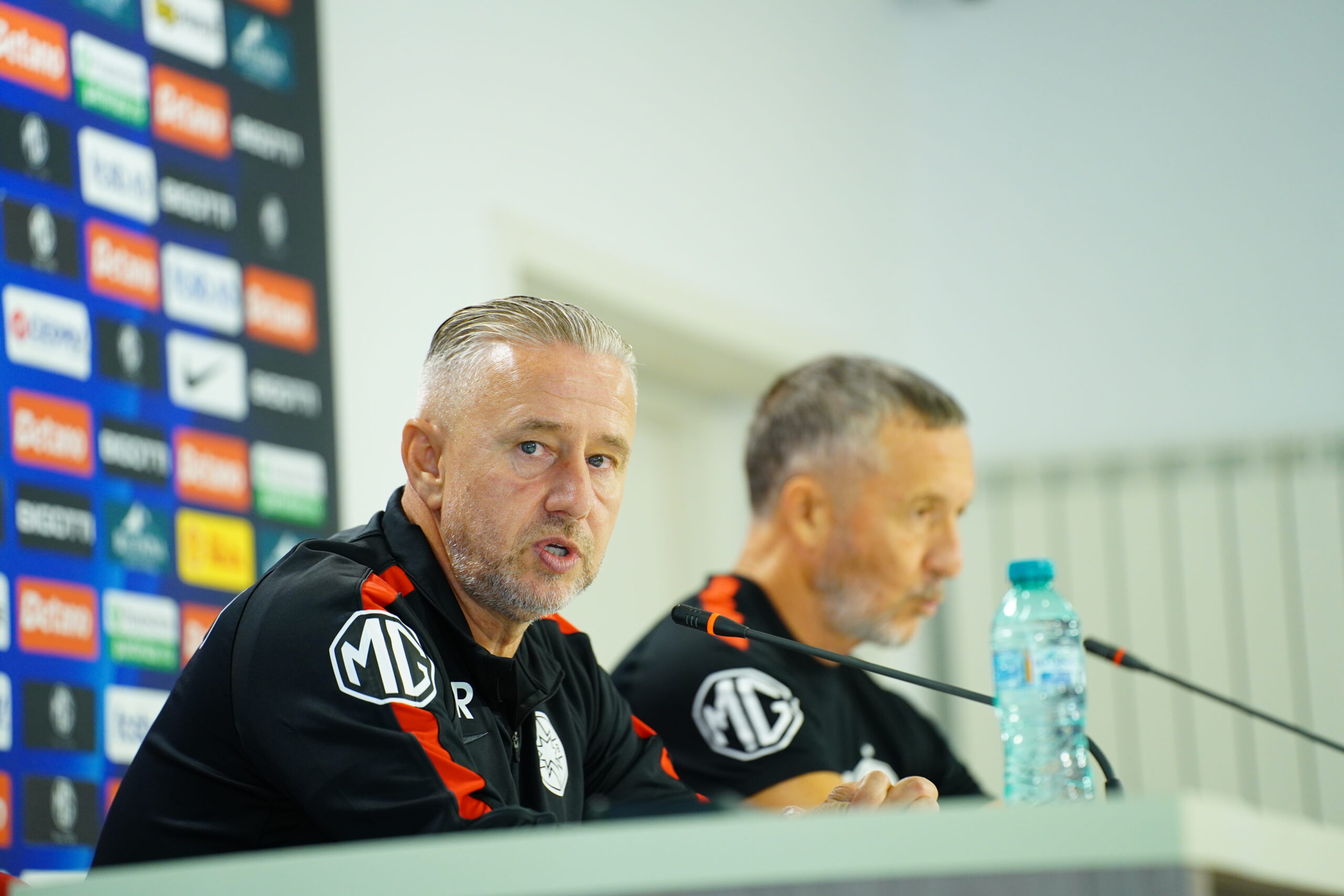 Laurențiu Reghecampf a spus cum vede lupta la titlu din SuperLiga, după revenirea sa la FCSB