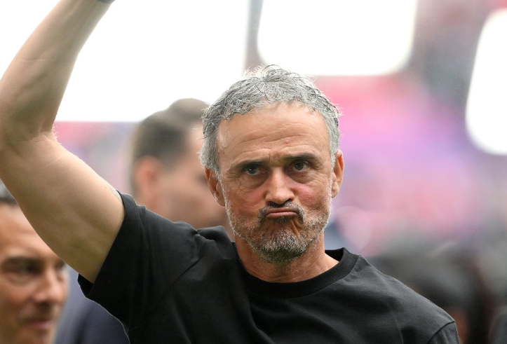 Luis Enrique era gata să îi dea o mare lovitură Barcelonei: fotbalistul pentru care se negociază 150.000