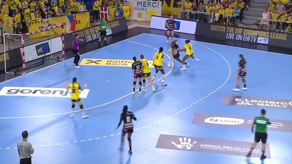 Metz Gloria Bistrița 40 26, în EHF Champions League