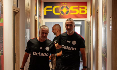 OUT! Primii trei jucători care pleacă de la FCSB, după revenirea lui Laurențiu Reghecampf