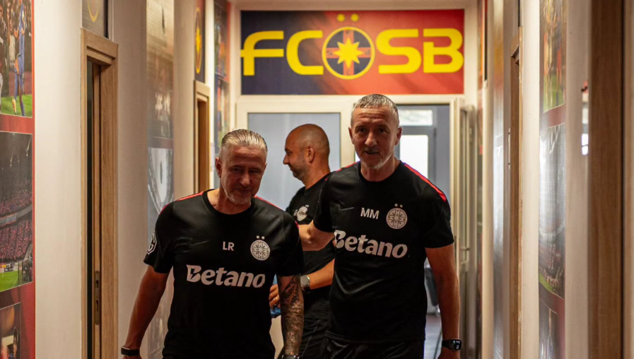 OUT! Primii trei jucători care pleacă de la FCSB, după revenirea lui Laurențiu Reghecampf