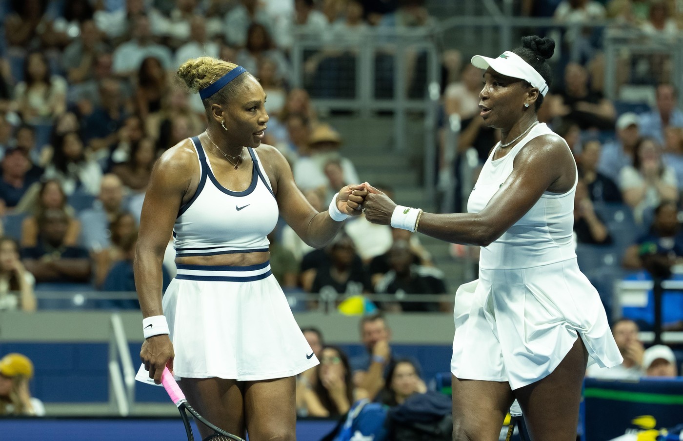 Venus și Serena Williams au avut 5 0 în tie break ul din decisiv, dar scorul final e total neașteptat