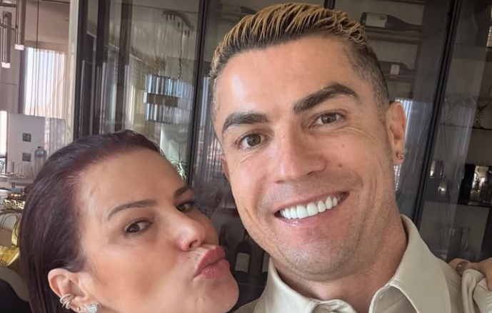 A ”explodat”, după ce Cristiano Ronaldo și a chemat avionul și a plecat din cantonamentul naționalei: ”Suntem ignoranți”