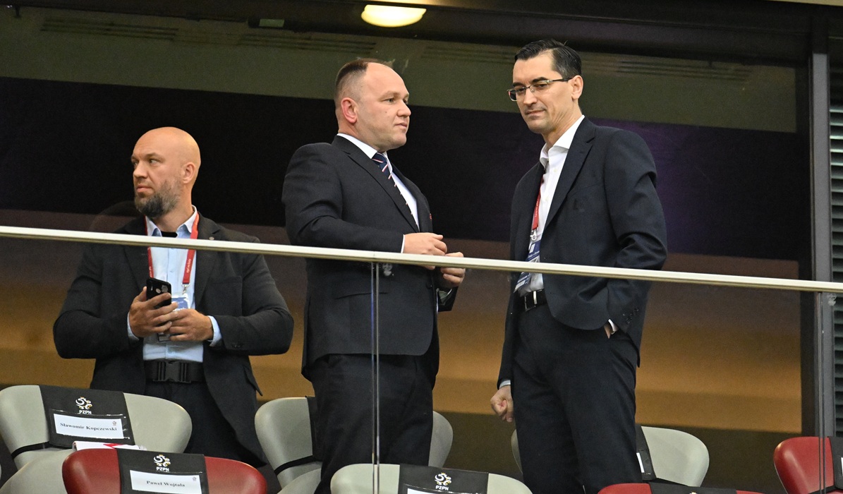 Gestul făcut de Răzvan Burleanu la 4 0 pentru Polonia, în timp ce fanii îi cereau demisia